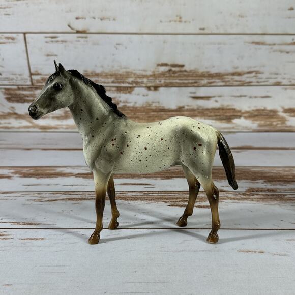 Breyer 6136 Classic 2009 Duchess – Wild Blue Roan Stallion Model - Picture 1 of 4